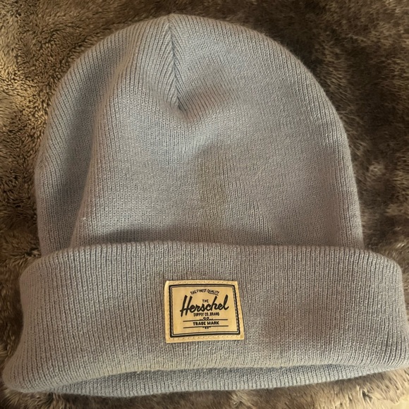 Herschel Toque - Picture 1 of 1